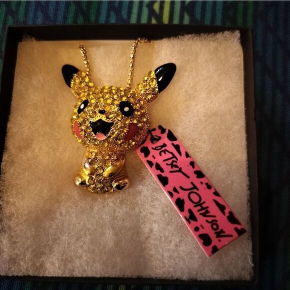 NWT and box Betsy Johnson rhinestone Pikachu necklace - Picture 6 of 9